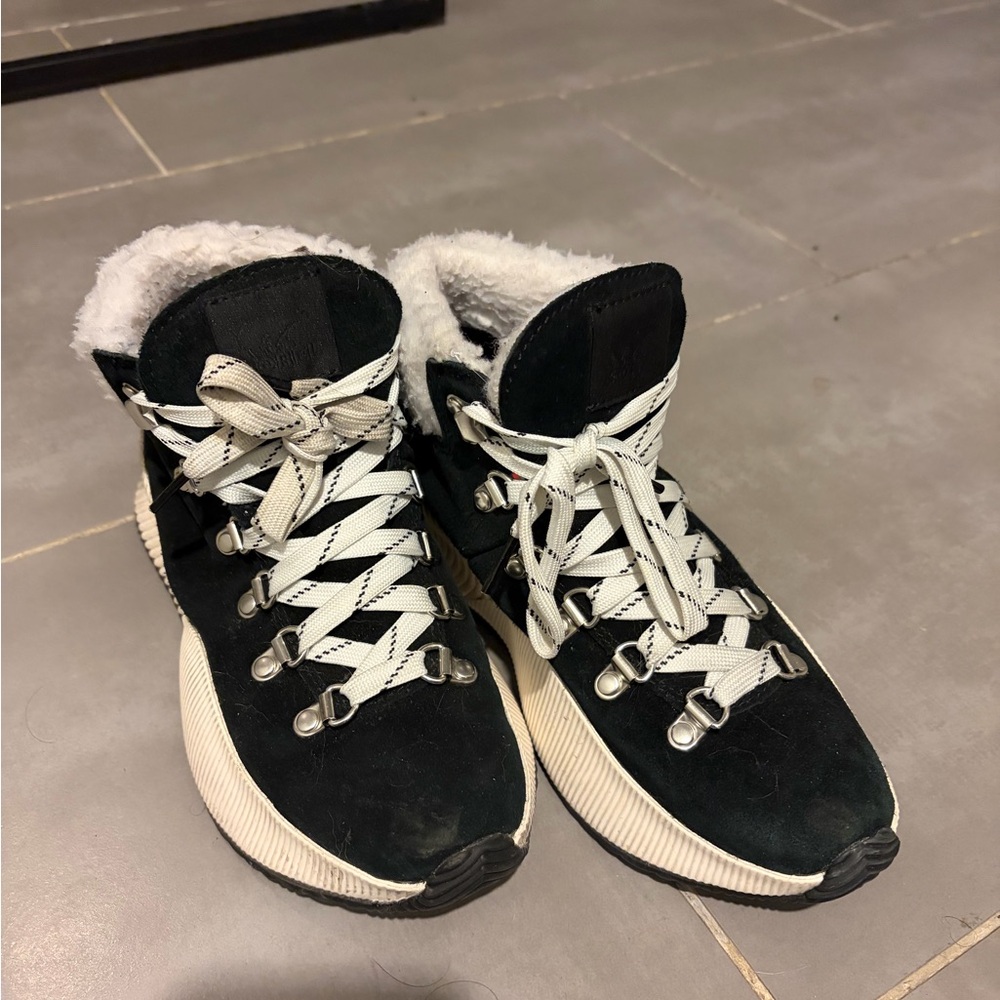 Women's Black Suede Sorel Lace-Up Winter Sneakers with White Sherpa Lining